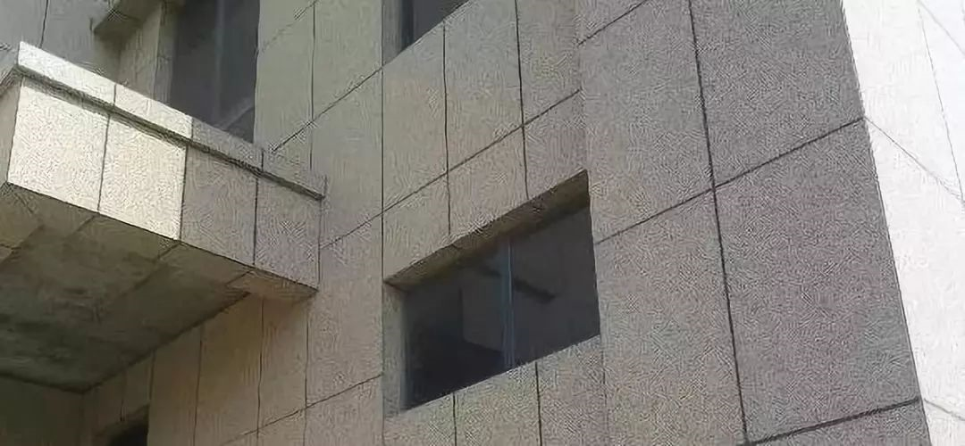 如何解決真石漆仿石三個(gè)基本問(wèn)題：像不像？久不久？值不值？